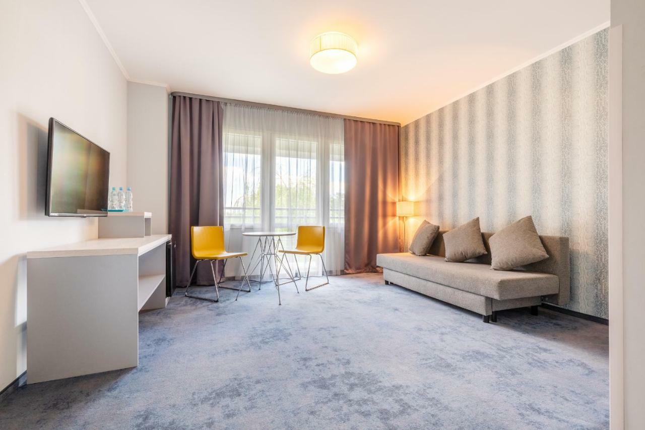 אוקונינקה Hotel Perlowy מראה חיצוני תמונה